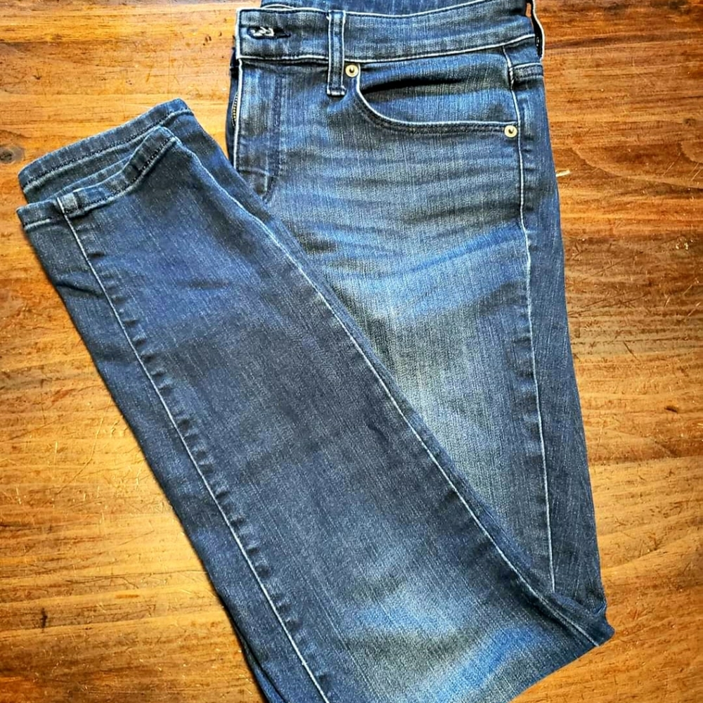 Universal Thread skinny jeans medium dark wash size 10/30R